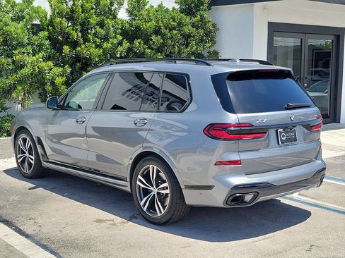 Used 2026 BMW X7 xDrive40i AWD/4WD image 3