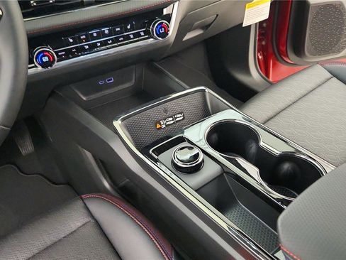 New 2026 Chevrolet Equinox RS w/ Safety and Technology Package FWD image 34