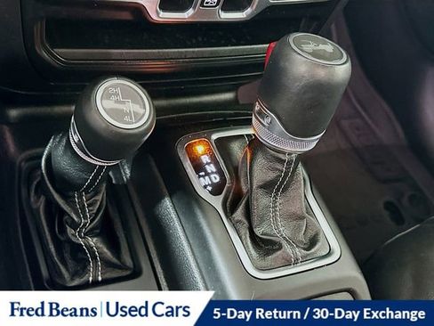 Used 2022 Jeep Wrangler Unlimited Sahara w/ LED Lighting Group AWD/4WD image 19