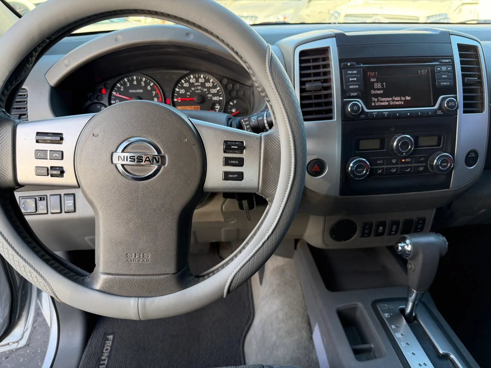 Used 2016 Nissan Frontier SV w/ SV Value Truck Package RWD image 18