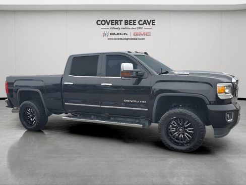 Used 2019 GMC Sierra 2500 Denali w/ Duramax Plus Package image 12