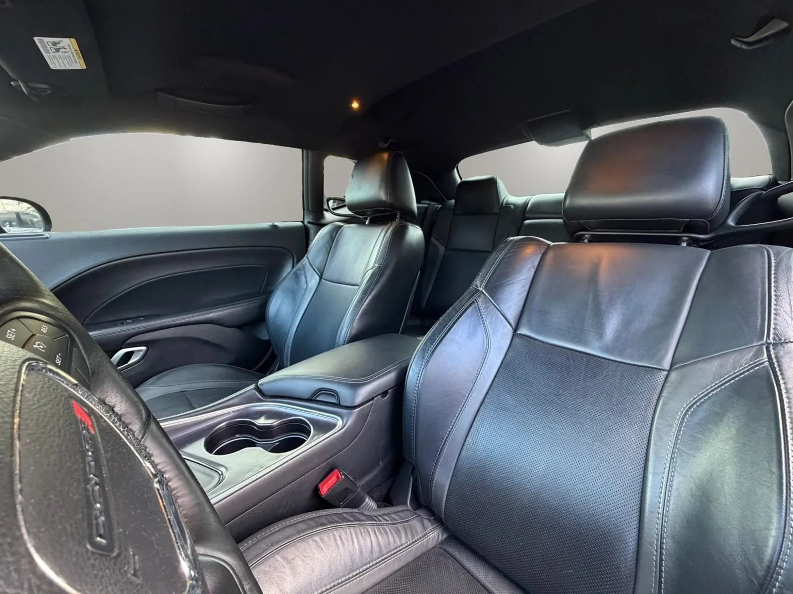 Used 2016 Dodge Challenger SXT Plus RWD image 10