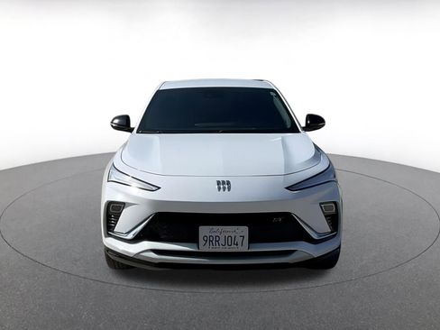 Used 2025 Buick Envista Sport Touring image 4