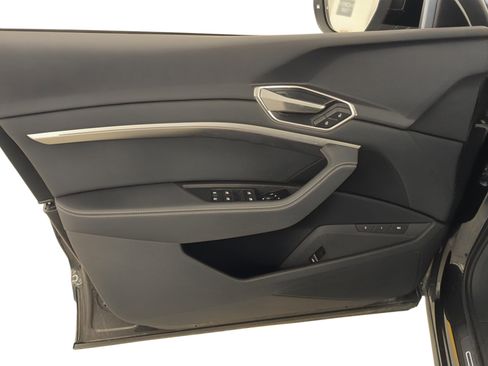 Used 2021 Audi e-tron Premium w/ Black Optic Package image 14