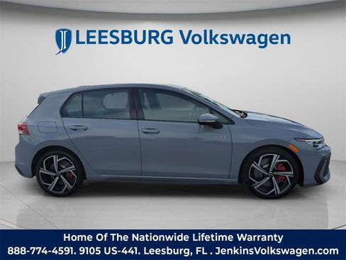 New 2026 Volkswagen GTI SE image 3