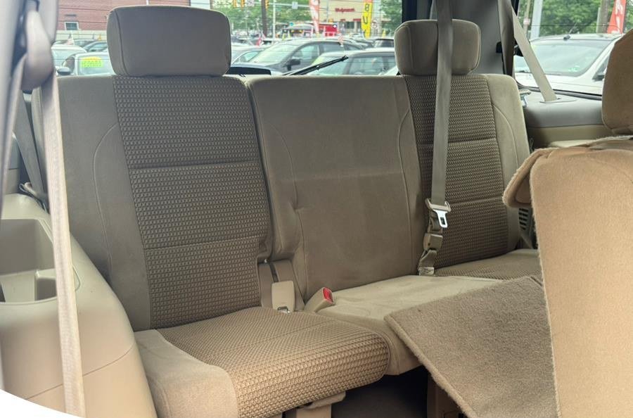 Used 2015 Nissan Armada SV w/ SV Driver Package RWD image 21