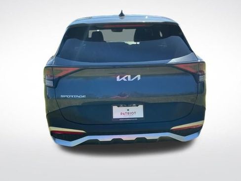 Used 2023 Kia Sportage EX image 8