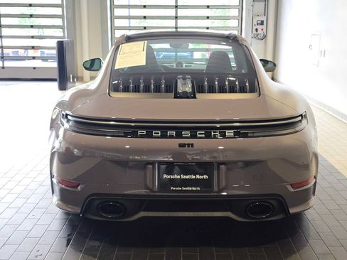 Used 2026 Porsche 911 Carrera RWD image 6