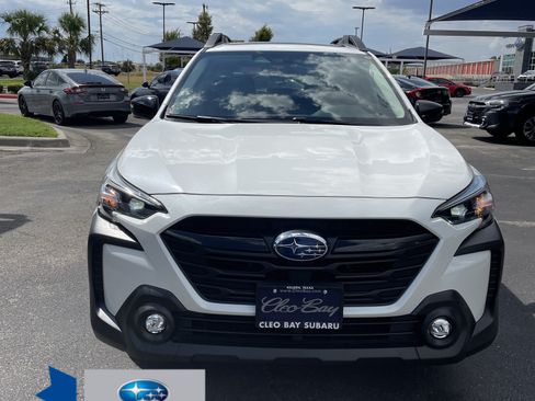 Used 2025 Subaru Outback Onyx Edition XT AWD/4WD image 2