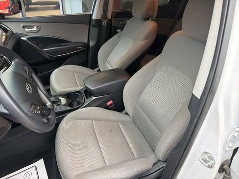 Used 2017 Hyundai Santa Fe Sport FWD image 7
