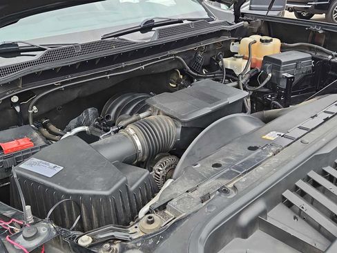Used 2020 Chevrolet Silverado 2500 LTZ w/ LTZ Convenience Package AWD/4WD image 15