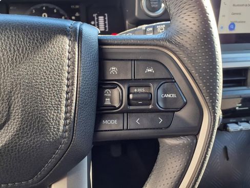 Used 2025 Toyota 4Runner SR5 image 27