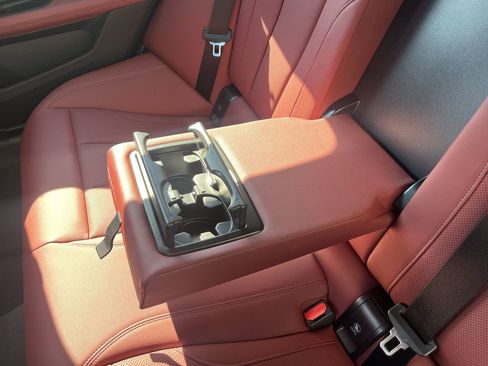 Used 2025 BMW i4 eDrive40 w/ Premium Package image 33