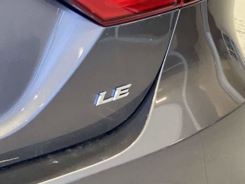 Used 2024 Toyota Camry LE image 12