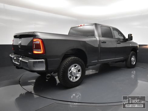 Used 2024 RAM 2500 Tradesman w/ Chrome Appearance Group AWD/4WD image 48