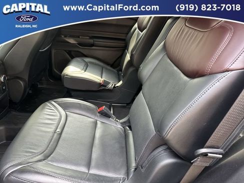 Certified 2020 Ford Explorer Platinum w/ Premium Technology Package AWD/4WD image 18