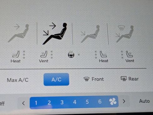 Used 2022 RAM 2500 Laramie w/ Night Edition image 23