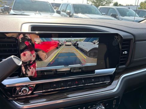 New 2026 GMC Sierra 1500 Elevation image 10