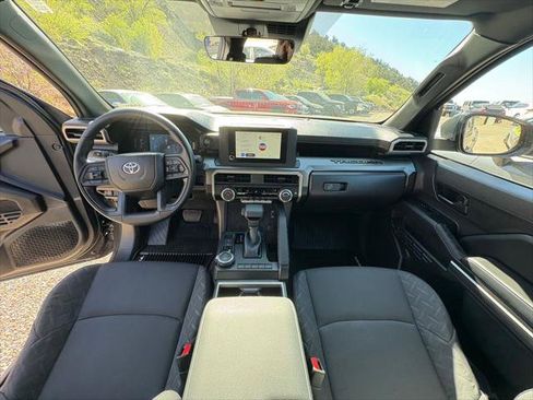 Certified 2026 Toyota Tacoma SR5 AWD/4WD image 4