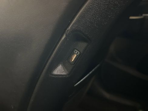 Used 2022 Kia Sorento SX image 17