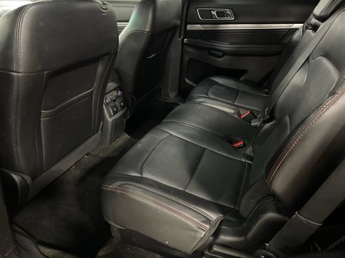Used 2018 Ford Explorer Sport w/ Equipment Group 401A image 13