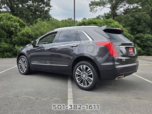 Used 2017 Cadillac XT5 Premium Luxury AWD/4WD image 3