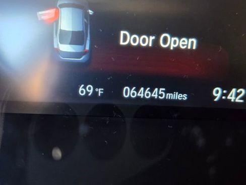 Used 2016 Honda Civic Touring image 32