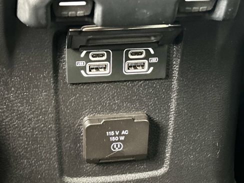 Used 2024 Jeep Wrangler Unlimited Rubicon 4xe AWD/4WD image 19