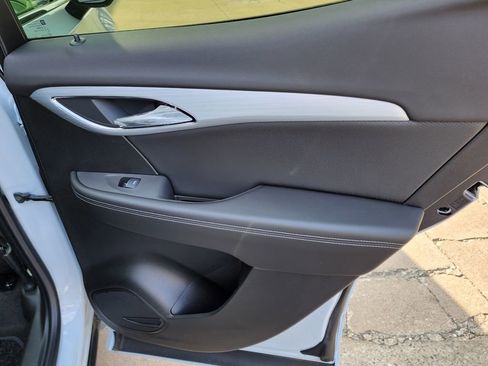 New 2026 Buick Envision Avenir image 43