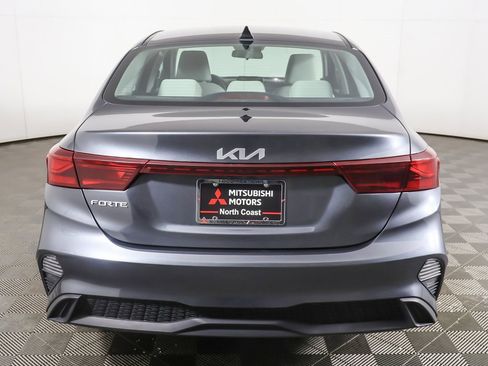 Used 2022 Kia Forte LXS w/ LXS Technology Package image 10