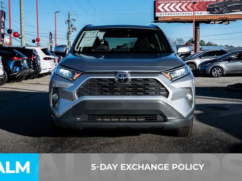 Used 2019 Toyota RAV4 XLE image 4