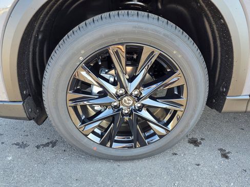 New 2025 MAZDA CX-5 Carbon Edition image 9