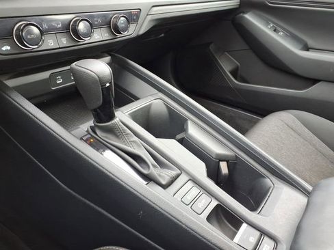 Certified 2023 Honda Accord EX image 18