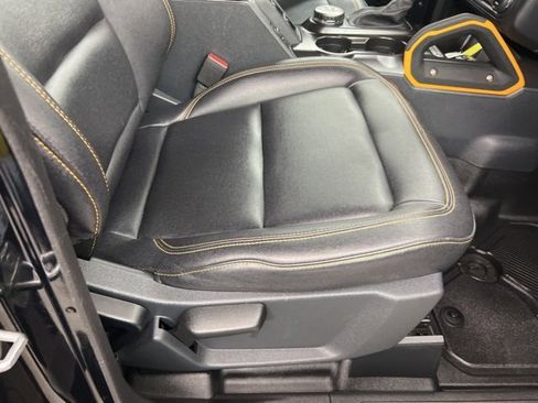 Used 2024 Ford Bronco Badlands image 23