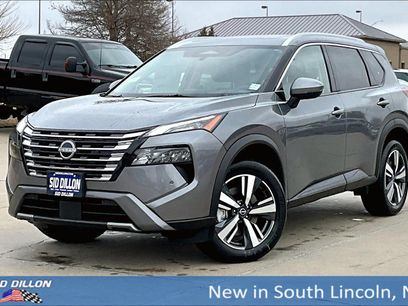 New 2025 Nissan Rogue SL w/ Tech Package