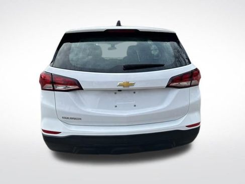 Used 2023 Chevrolet Equinox LS FWD image 5