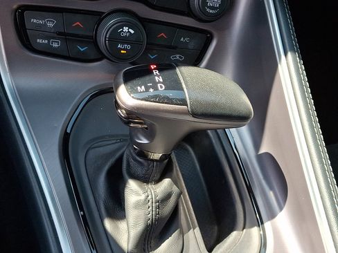 Used 2021 Dodge Challenger R/T Scat Pack RWD image 25