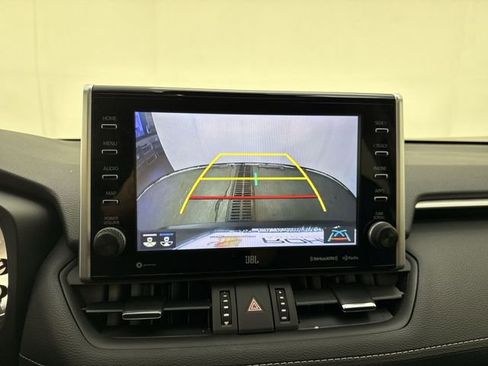 Used 2022 Toyota RAV4 XLE Premium AWD/4WD image 9