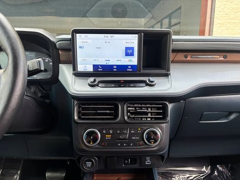 Used 2022 Ford Maverick Lariat w/ Lariat Luxury Package FWD image 33