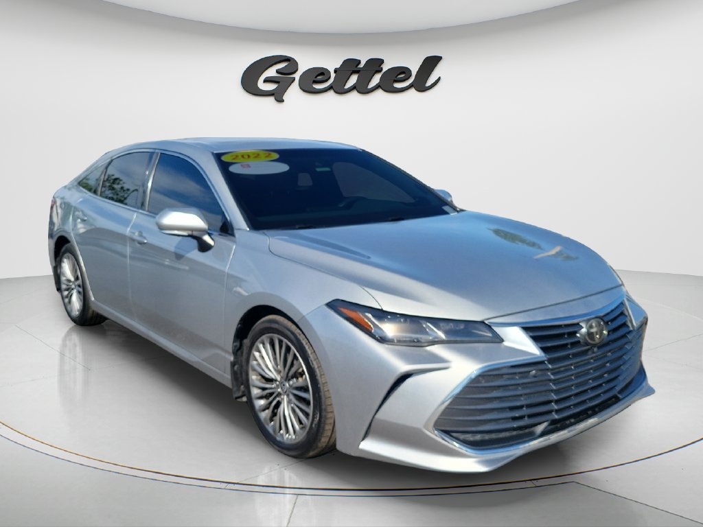 Used 2022 Toyota Avalon Limited w/ Advanced Safety Package FWD image 3