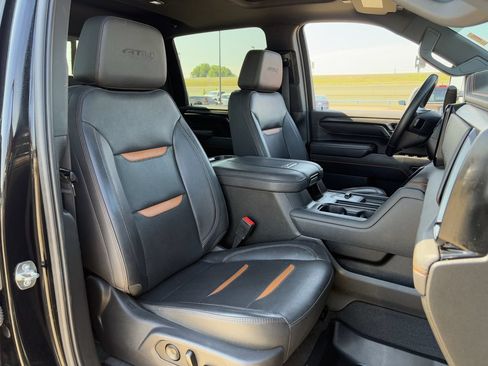 Used 2024 GMC Sierra 2500 AT4 w/ AT4 Premium Plus Package AWD/4WD image 35