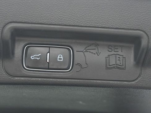 Used 2020 Ford Explorer ST w/ ST Street Pack image 30