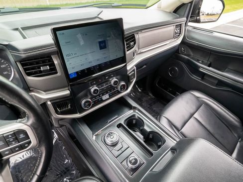 Used 2024 Ford Expedition Max XLT AWD/4WD image 26