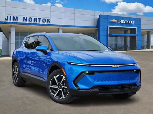 New 2026 Chevrolet Equinox EV LT image 1