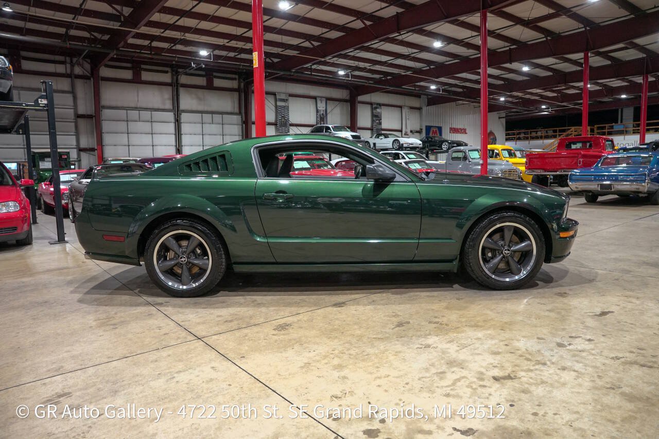 Used 2009 Ford Mustang GT Premium RWD image 10