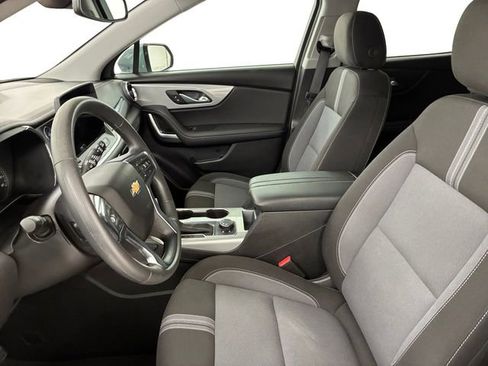 Certified 2025 Chevrolet Blazer LT w/ Convenience Package AWD/4WD image 12