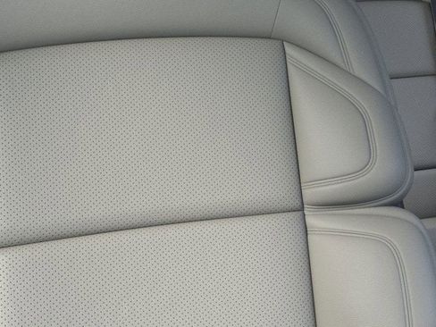 New 2026 Lincoln Navigator Reserve w/ Jet Appearance Package image 16