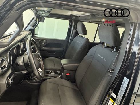 Used 2019 Jeep Wrangler Unlimited Sahara AWD/4WD image 21