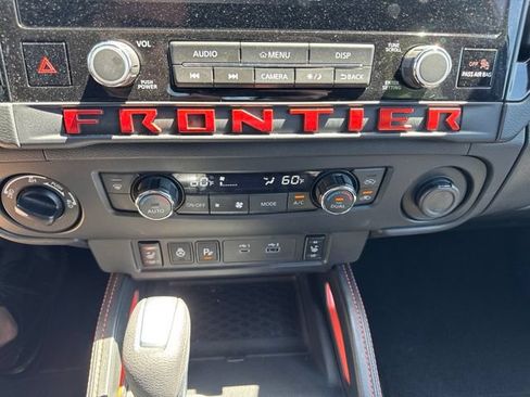 Used 2026 Nissan Frontier PRO-4X AWD/4WD image 23