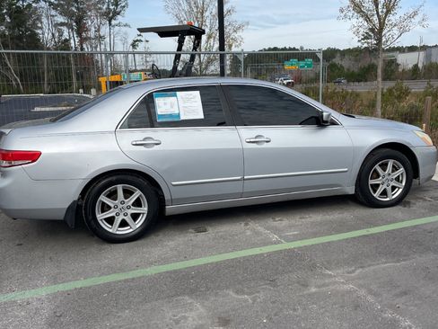 Used 2003 Honda Accord EX image 10
